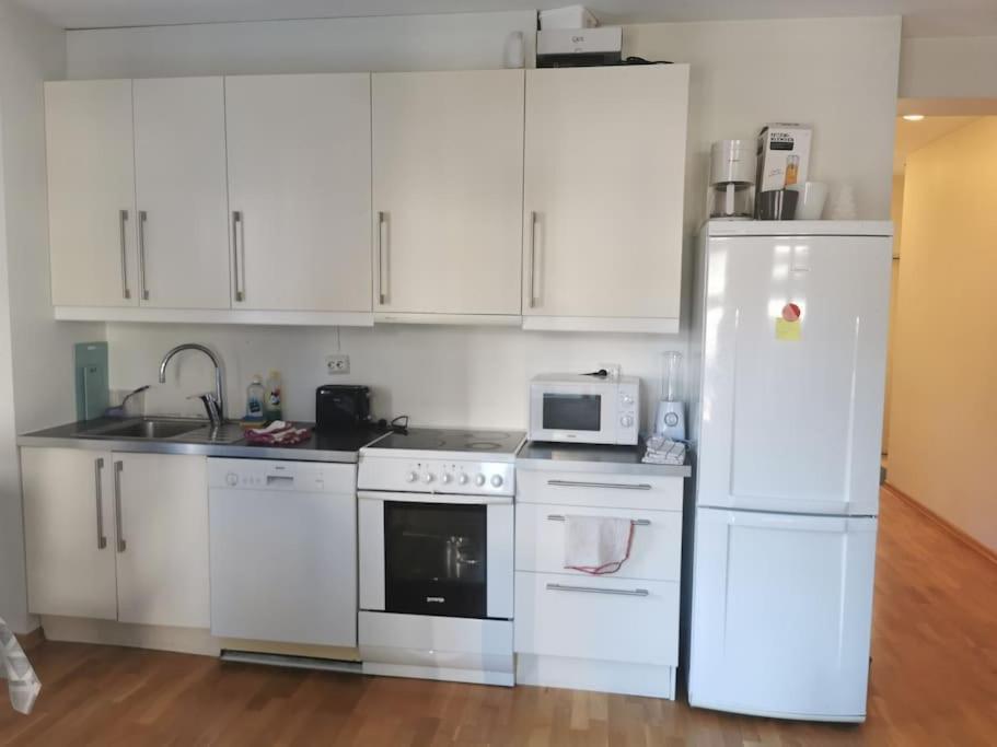 1-bedroom In Heart Of The Apartment